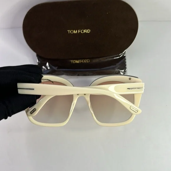 New Authentic TOM FORD FT0944CAT EYE FEMININE SUNGLASSES